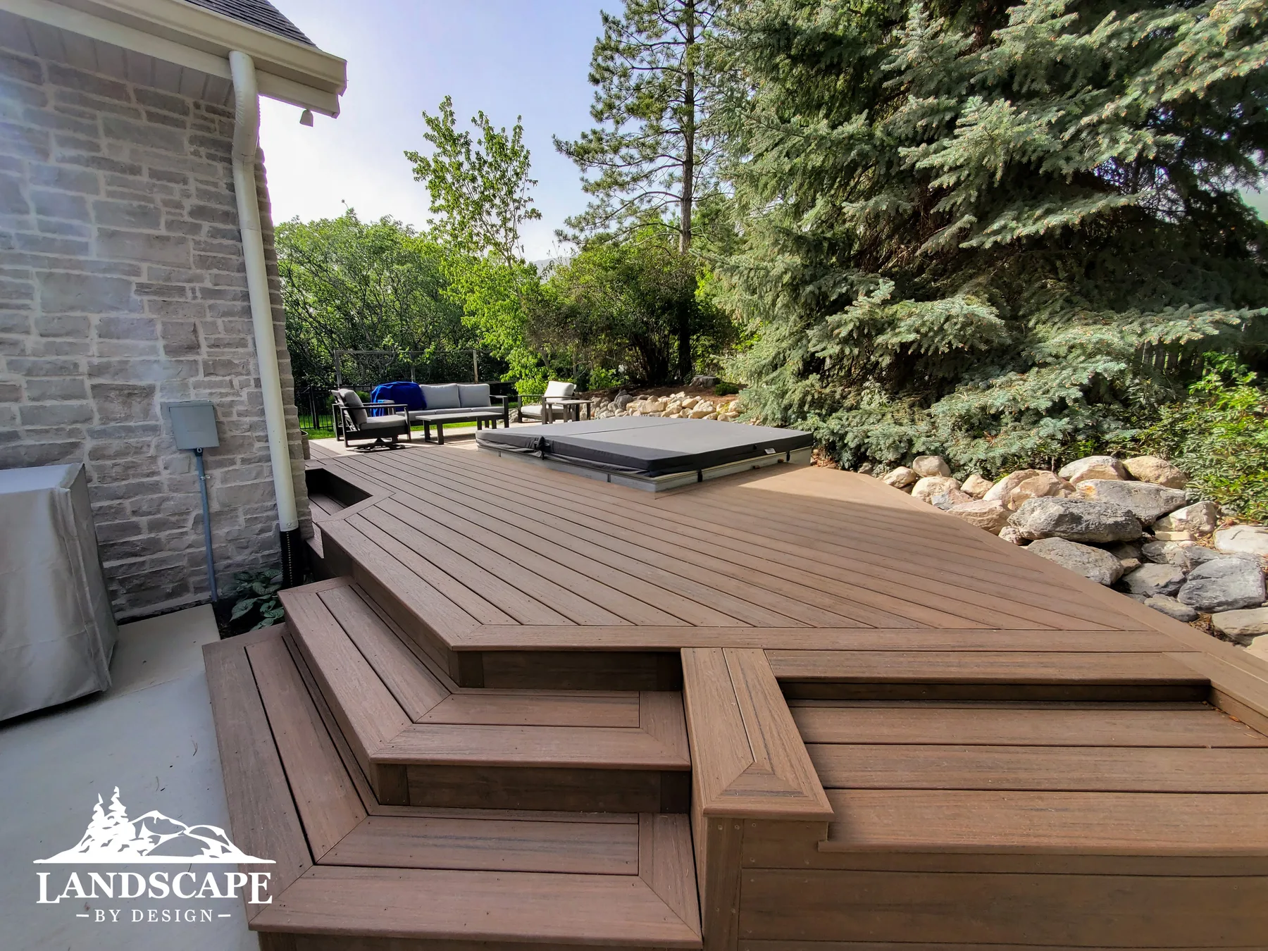 Craft/Hardscape/Decks/Deck With Hot Tub