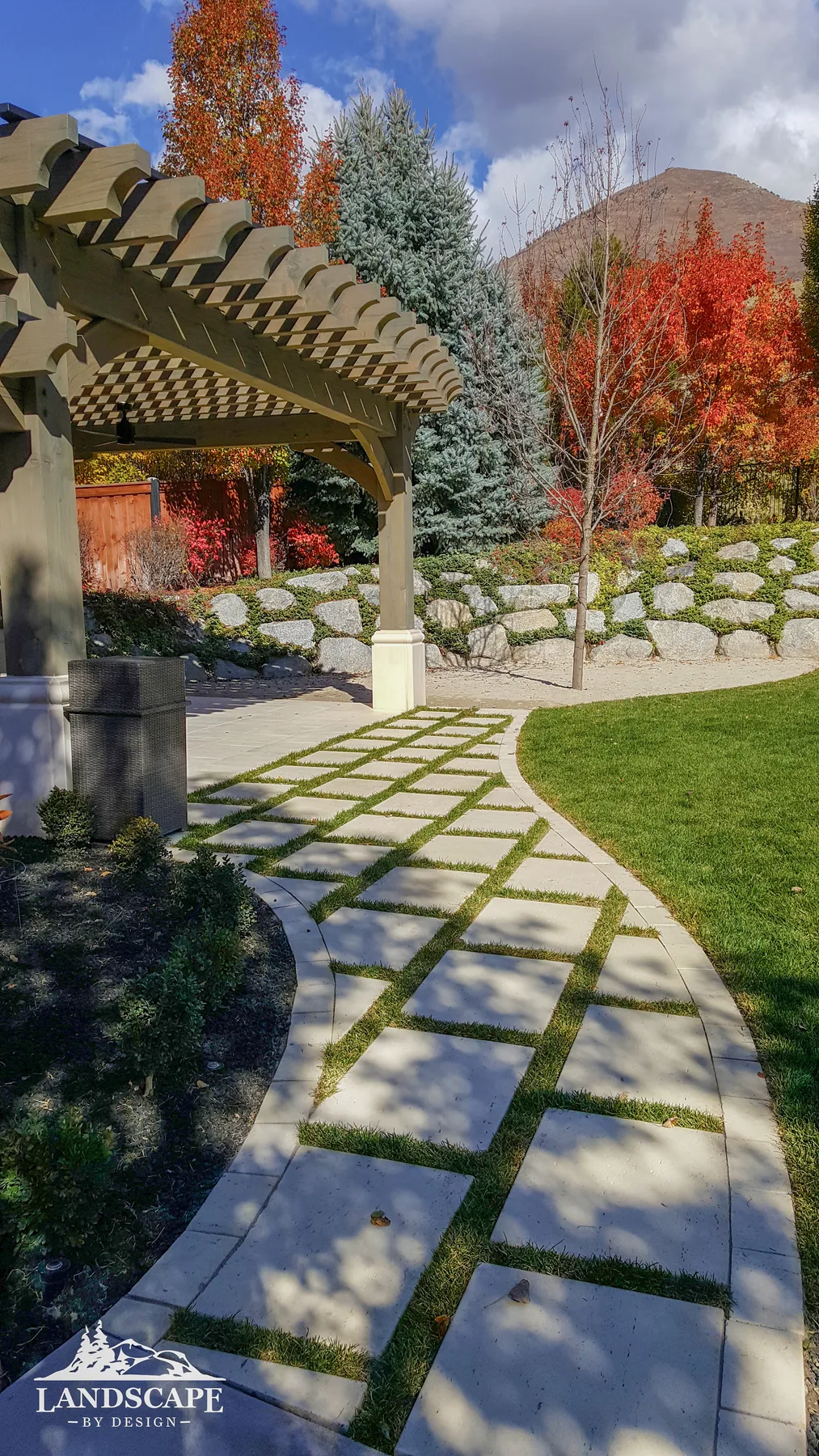 Craft/Hardscape/Floors/Pavers Pergola