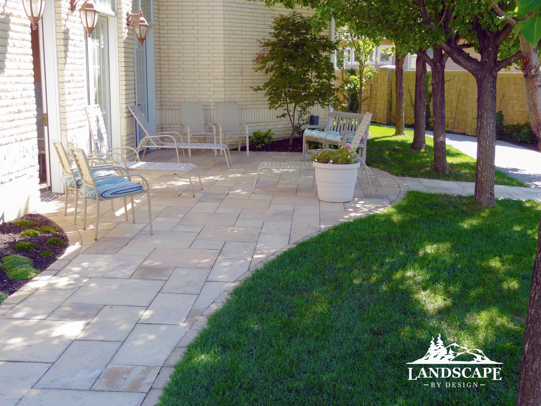 Craft/Hardscape/Floors/Pavers Sitting Area