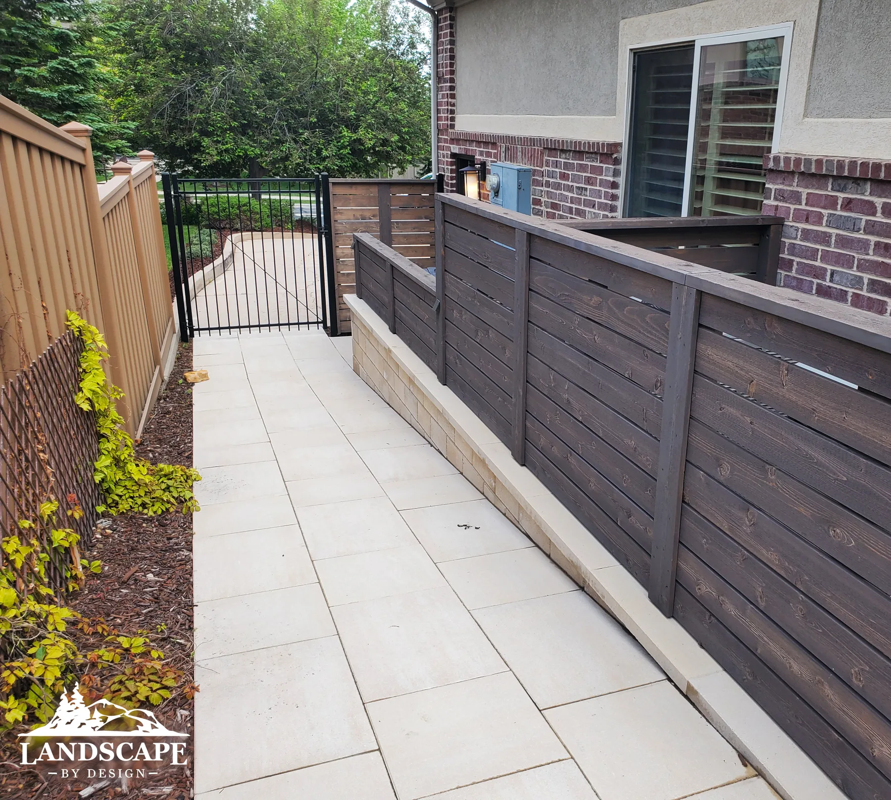 Craft/Structures/Fencing And Gates/Fence Walls And Gate