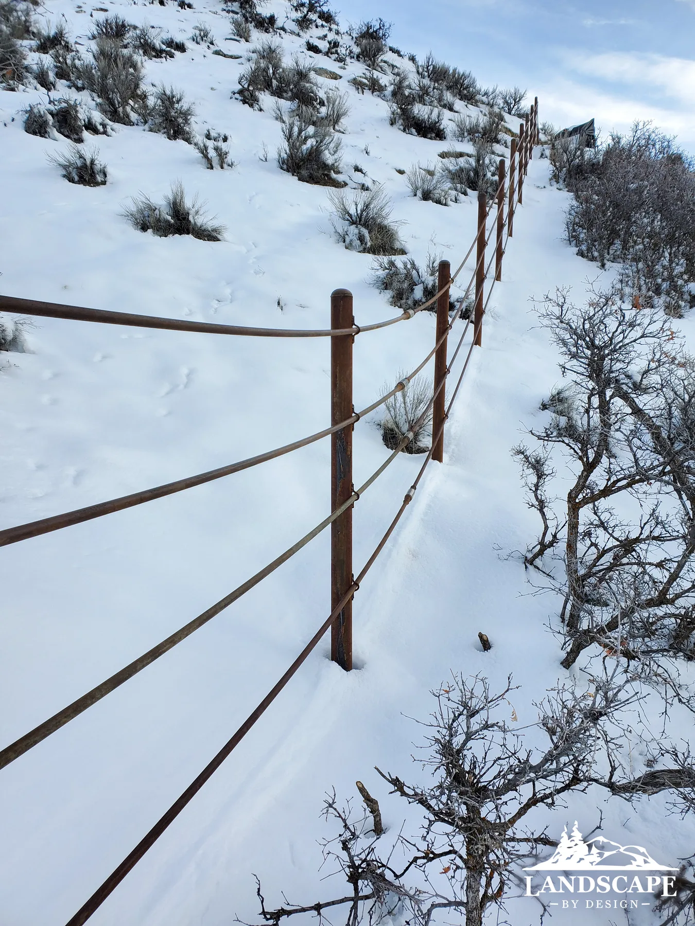 Craft/Structures/Fencing And Gates/Snowy Outdoor Metal Rope Fence