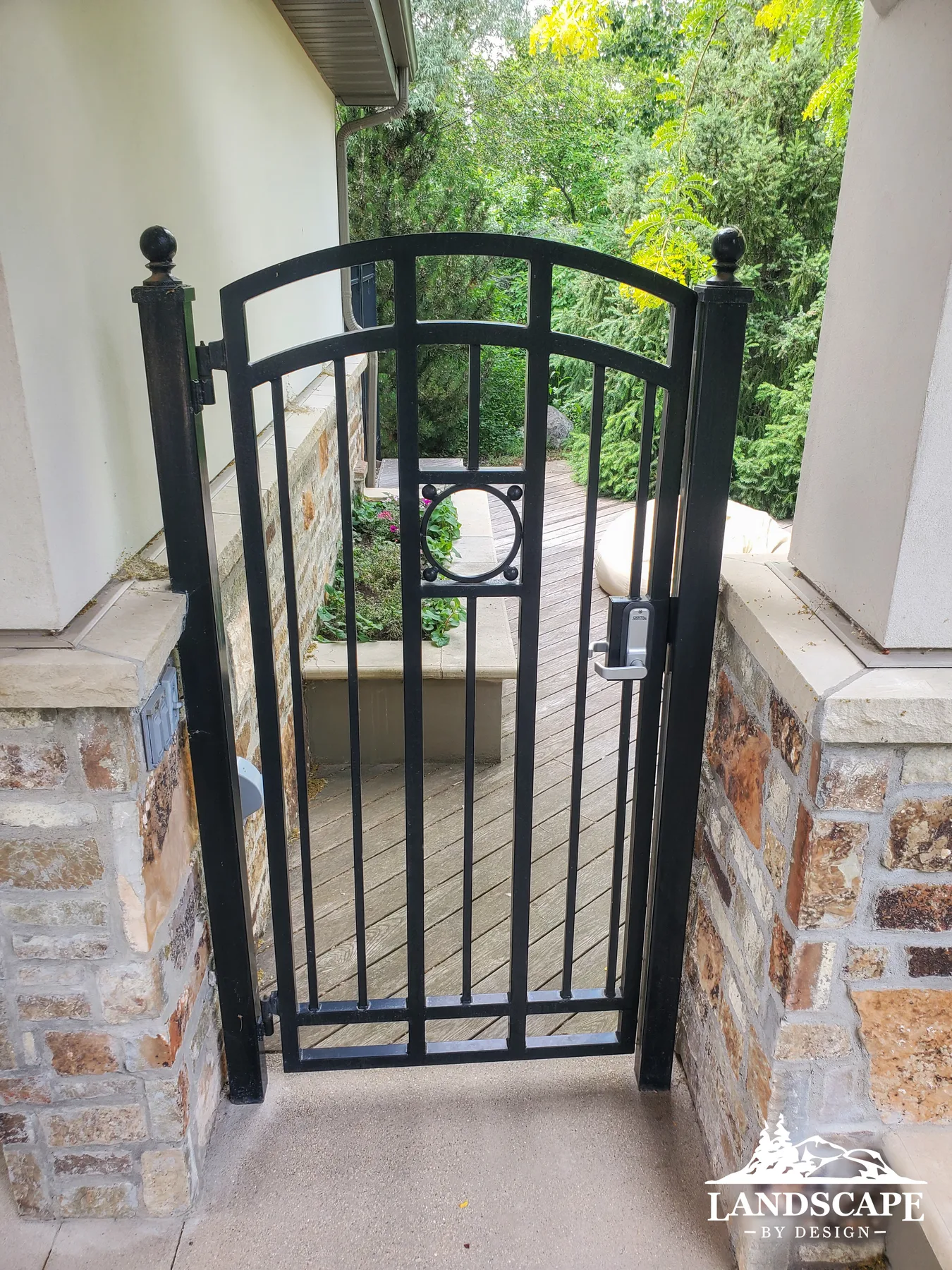 Craft/Structures/Fencing And Gates/Thin Metal Gate