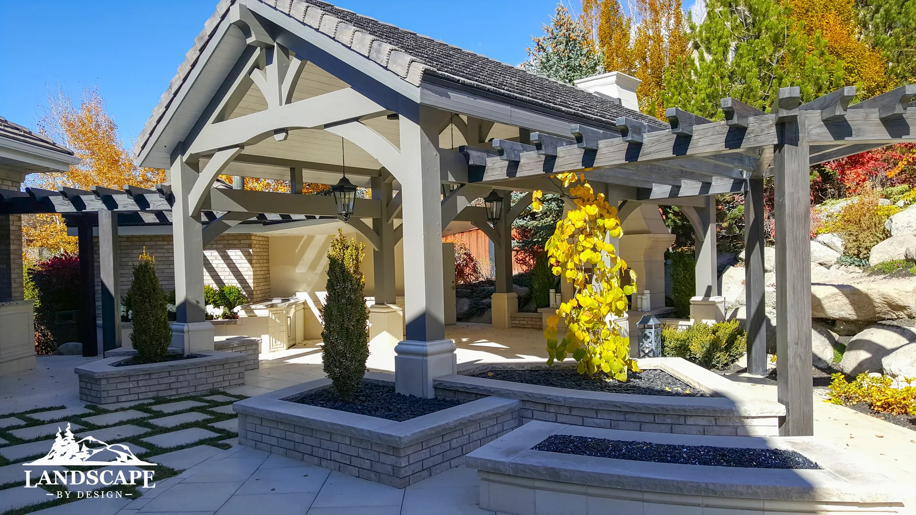 Craft/Structures/Pavilions/Pavilion With Pergola Extensions
