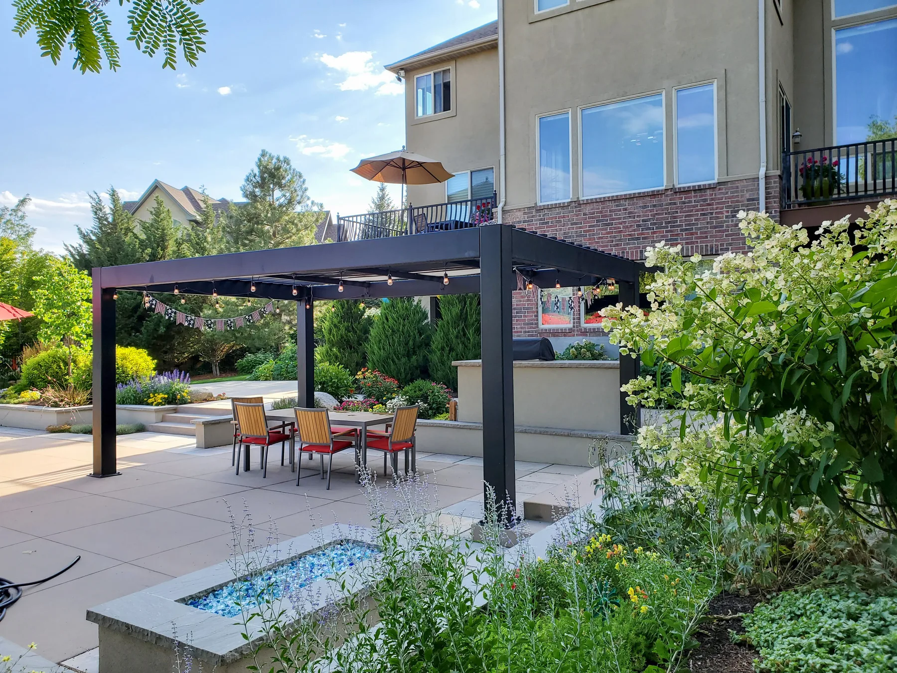 Craft/Structures/Pergolas/Metal Pergola Gathering Area