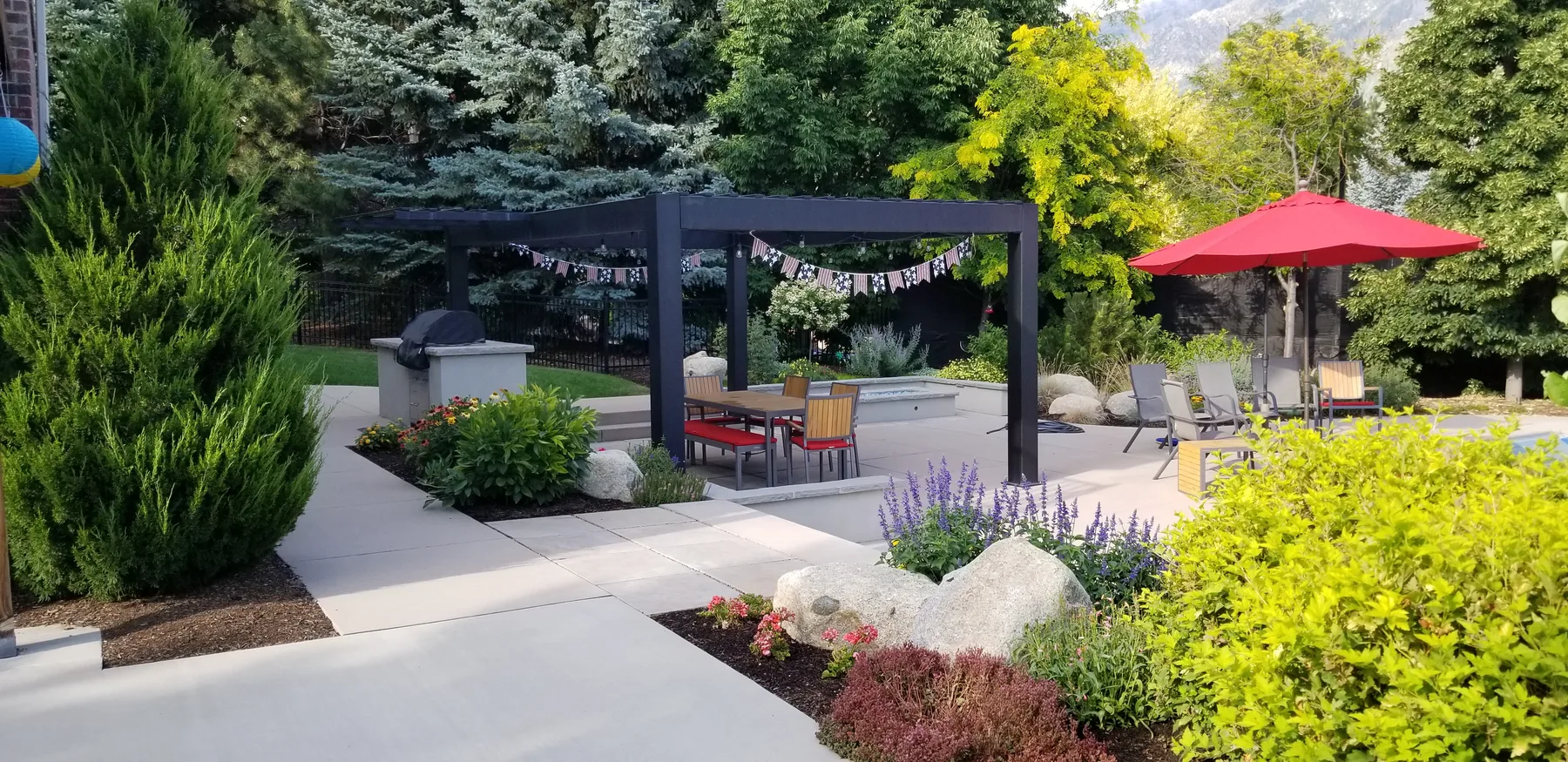 Craft/Structures/Pergolas/Metal Pergola