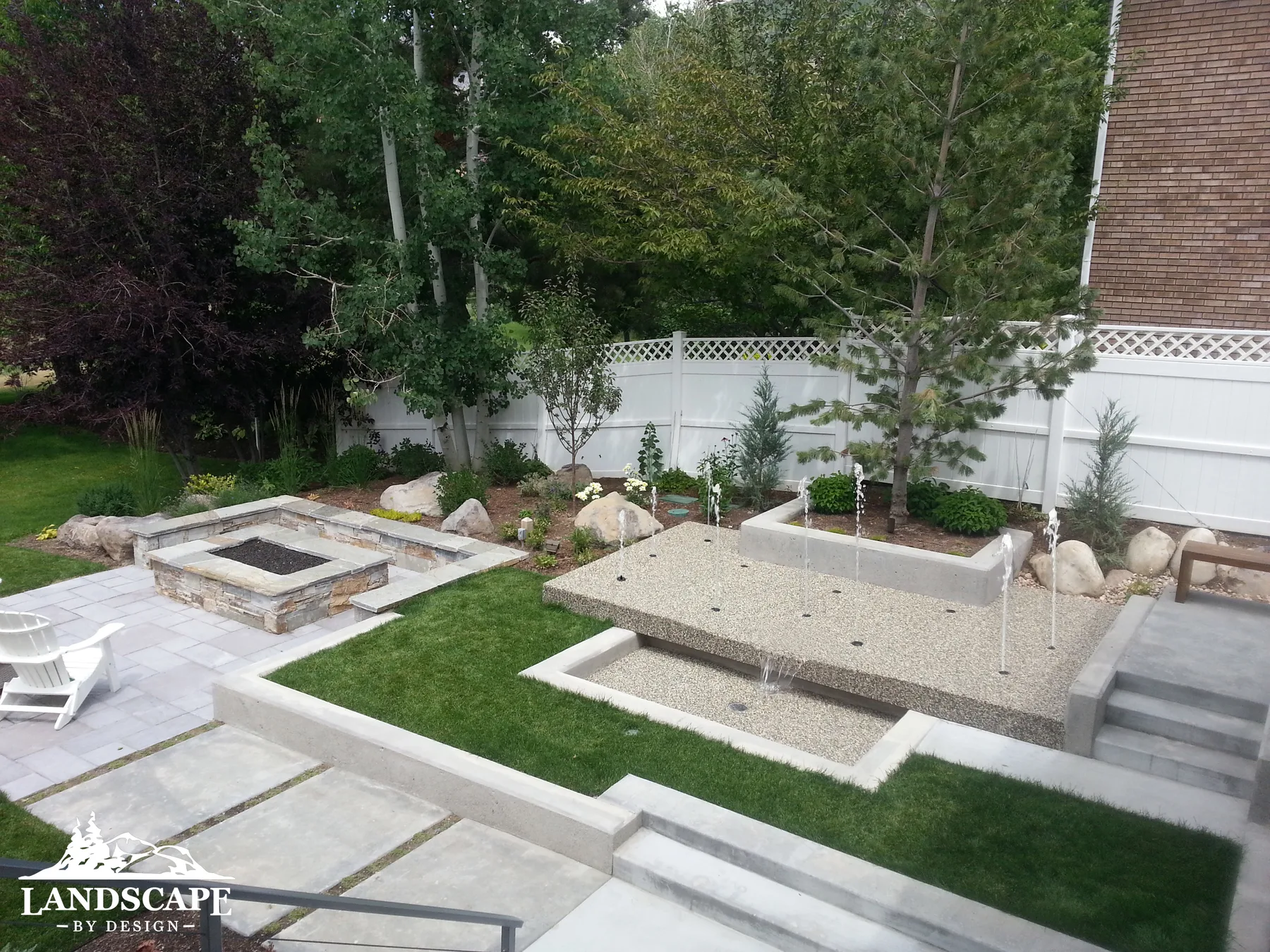 Craft/Water/Splash Pads/Stairs Splashpad Firepit