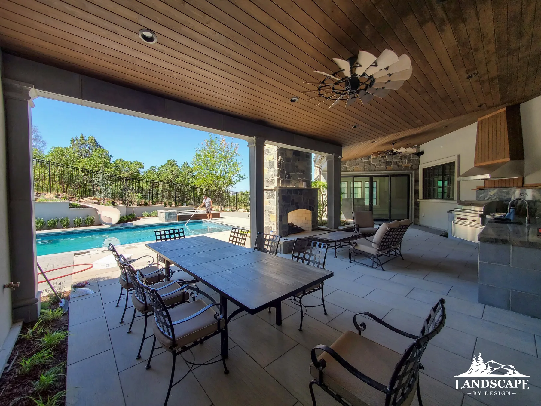 Daytime Outdoor Kitchen